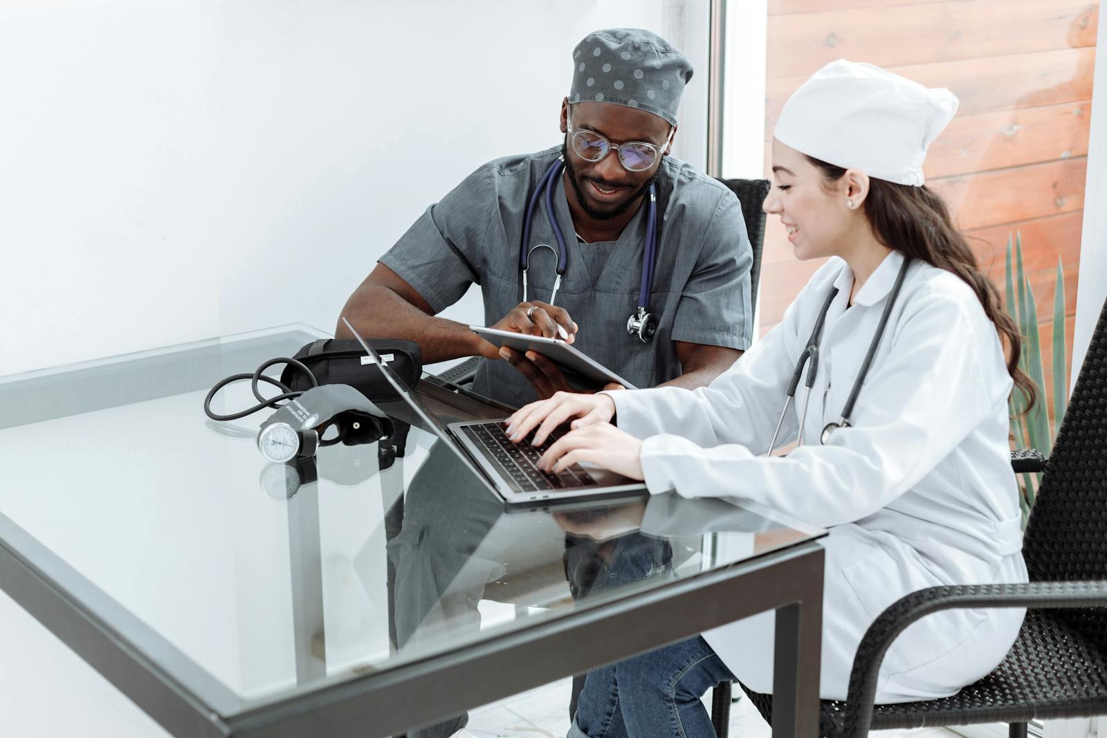 A verified surgeon profile being published